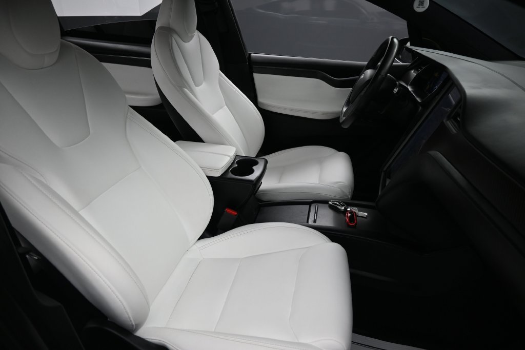 Used 2020 Tesla Model X Performance AWD/4WD image 15