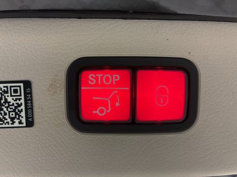 Used 2023 Mercedes-Benz EQS 450+ 4MATIC SUV image 25