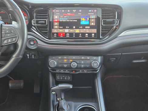 Used 2023 Dodge Durango GT RWD image 16