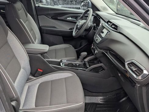 Used 2022 Chevrolet TrailBlazer LT w/ LPO, Blackout Package AWD/4WD image 20
