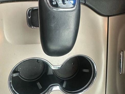 Used 2014 Jeep Grand Cherokee Limited image 24