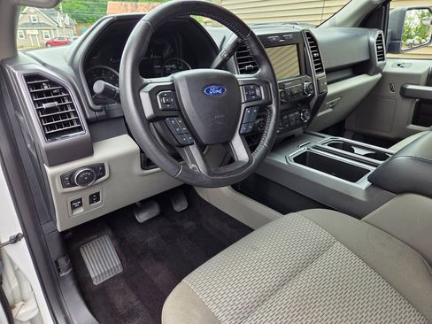 Used 2020 Ford F150 XLT w/ Equipment Group 302A Luxury image 10