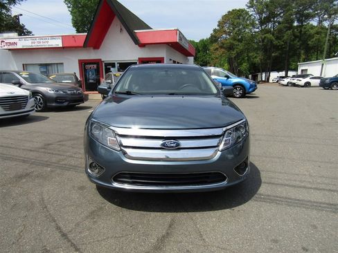 Used 2012 Ford Fusion SEL FWD image 2