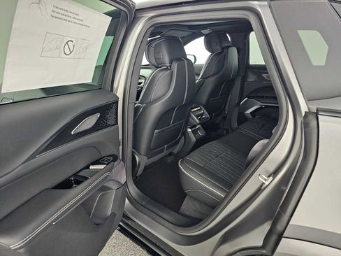 New 2026 Cadillac Lyriq V AWD/4WD image 15