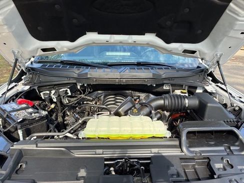 Used 2025 Ford F150 Lariat w/ Equipment Group 501A Mid AWD/4WD image 19