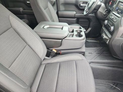 Used 2025 Chevrolet Silverado 1500 Custom image 19