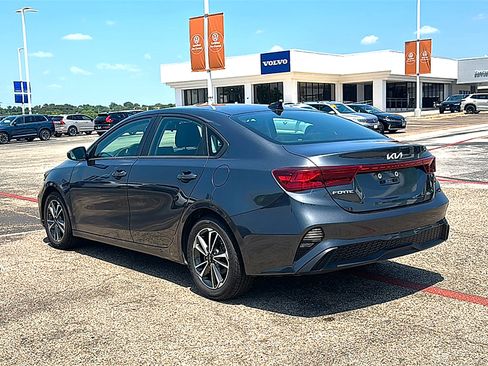 Used 2024 Kia Forte LXS FWD image 6