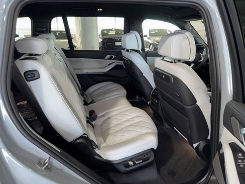 New 2026 BMW X7 xDrive40i w/ Executive Package image 11