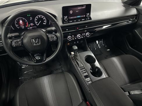 Used 2025 Honda Civic Sport image 13
