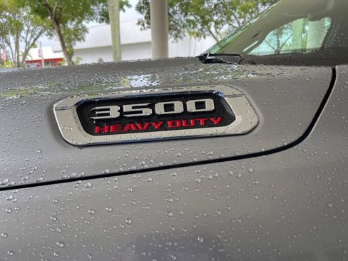 New 2023 RAM 3500 Limited image 14