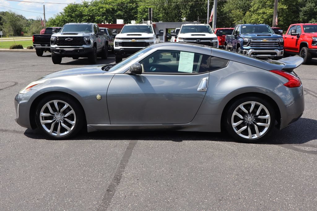 Used 2016 Nissan 370Z Coupe RWD image 23