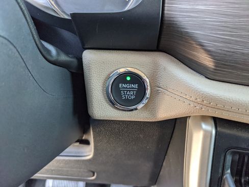 Used 2024 Ford Expedition Max Limited image 34