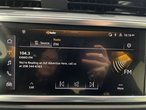 Used 2025 Audi Q3 2.0T Premium image 16