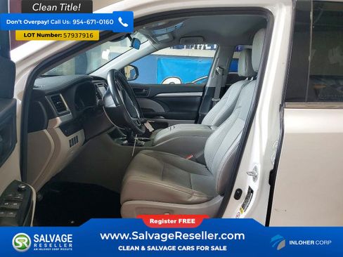 Used 2019 Toyota Highlander Plus AWD/4WD image 9