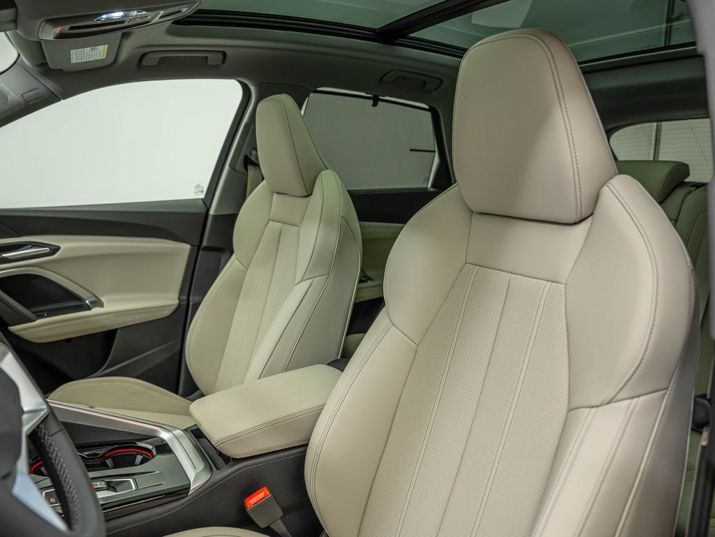 New 2026 Audi Q5 Premium Plus AWD/4WD image 30