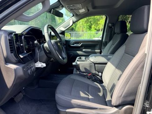 Used 2024 Chevrolet Silverado 1500 LT w/ Protection Package AWD/4WD image 7