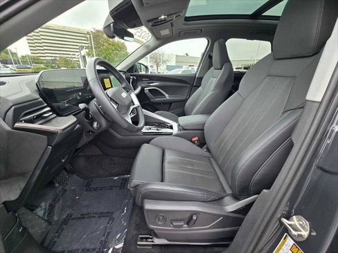 Used 2025 Audi Q5 Premium Plus w/ Premium Plus AWD/4WD image 21