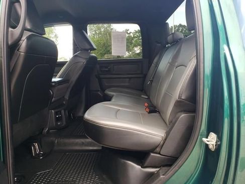Used 2024 RAM 2500 Tradesman w/ Chrome Appearance Group AWD/4WD image 12