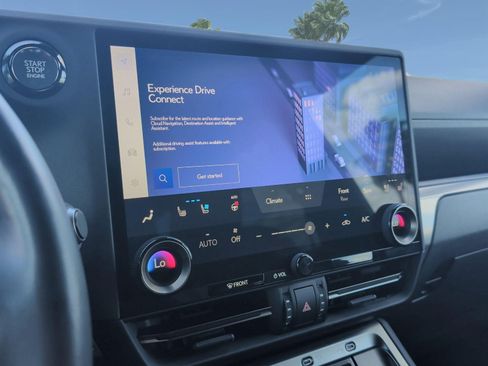 Certified 2024 Lexus GX 550 w/ Cold Area Package AWD/4WD image 18