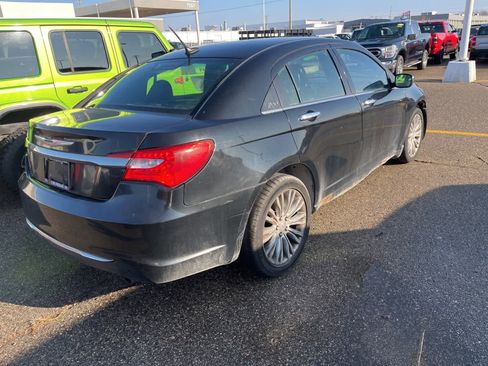 Used 2012 Chrysler 200 Limited image 15