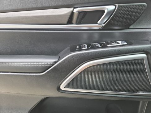 Used 2024 Kia Telluride EX X-Line AWD/4WD image 25