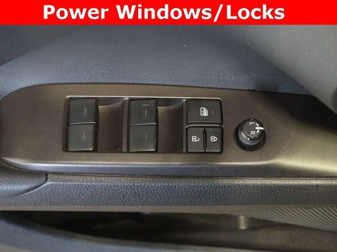 Used 2024 Toyota Camry SE w/ Convenience Package image 5