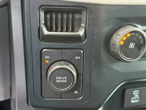 Used 2023 Ford F150 XLT AWD/4WD image 30