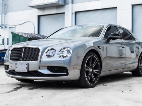 Used 2017 Bentley Flying Spur S V8 AWD/4WD image 5