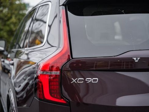 New 2026 Volvo XC90 B6 Ultra w/ Protection Package Premier image 7