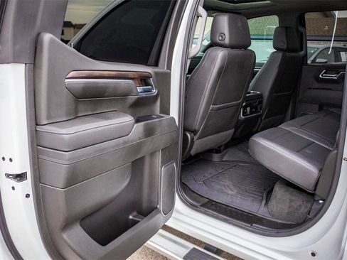 Used 2022 GMC Sierra 1500 SLT image 21