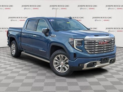 Used 2024 GMC Sierra 1500 Denali w/ Technology Package AWD/4WD image 1