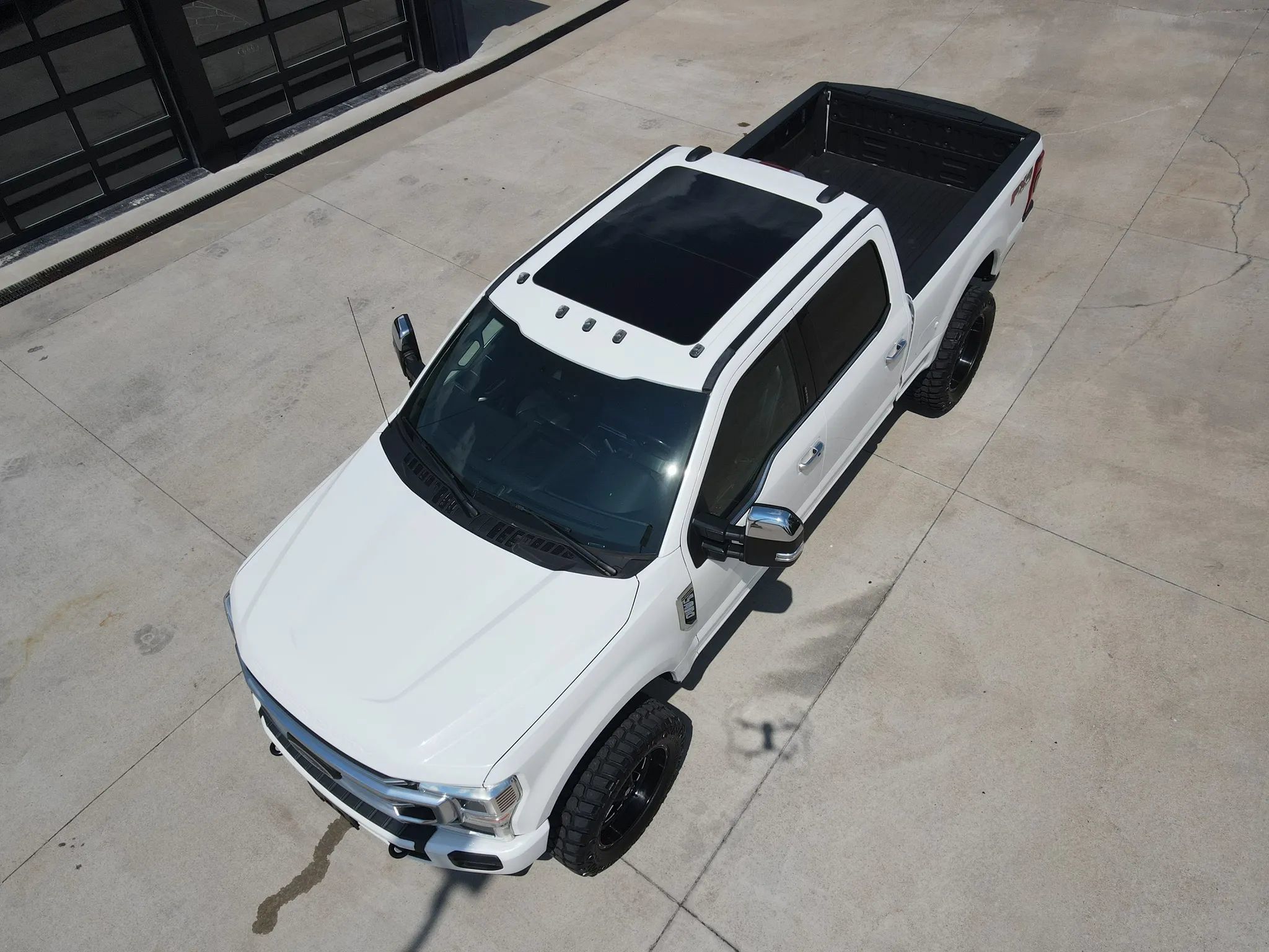 Used 2020 Ford F350 Platinum w/ FX4 Off-Road Package AWD/4WD image 54
