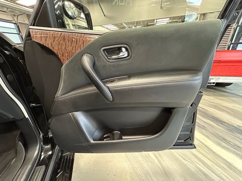 Used 2019 Nissan Armada SV w/ Driver Package AWD/4WD image 40