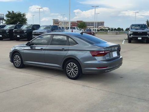 Used 2019 Volkswagen Jetta SEL FWD image 6