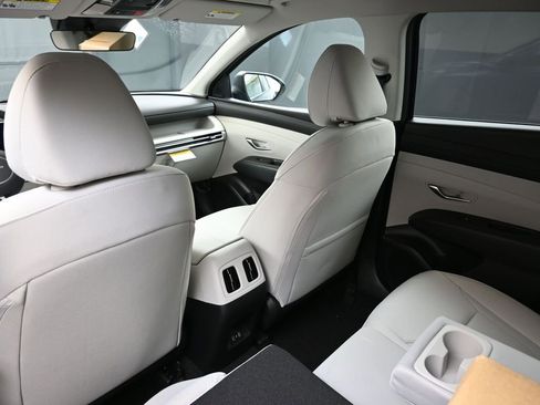 New 2026 Hyundai Tucson SEL image 19