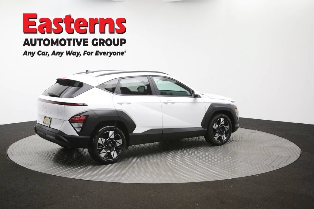 Used 2025 Hyundai Kona SEL FWD image 44