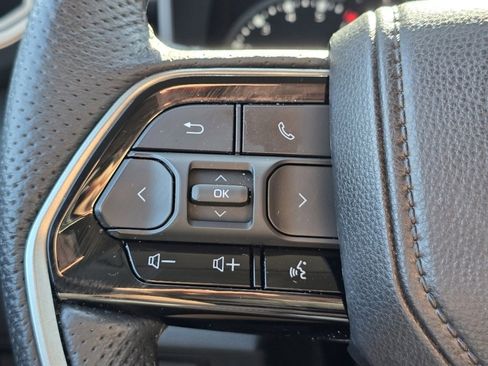 Used 2023 Toyota Tundra Limited image 35