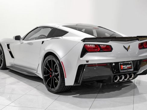 Used 2019 Chevrolet Corvette Grand Sport image 9