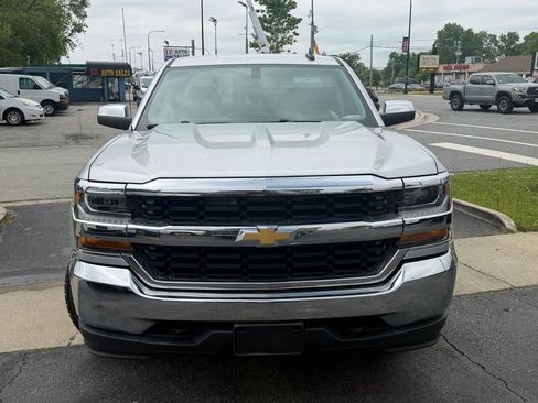 Used 2019 Chevrolet Silverado 1500 LT AWD/4WD image 2