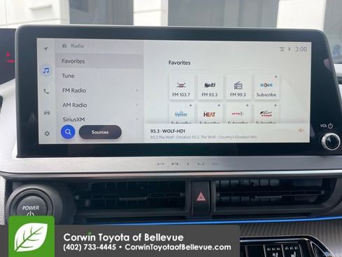 Used 2025 Toyota Prius Limited FWD image 18