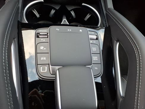 New 2026 Mercedes-Benz GLS 450 4MATIC image 18