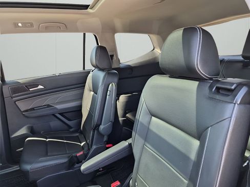 Used 2021 Volkswagen Atlas SEL image 19