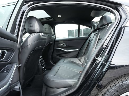 Used 2025 BMW 330i xDrive Sedan image 33