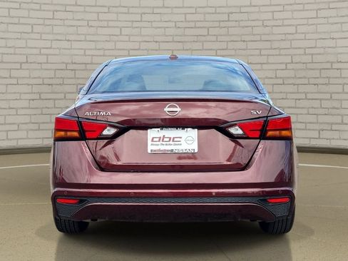 Certified 2024 Nissan Altima 2.5 SV FWD image 6