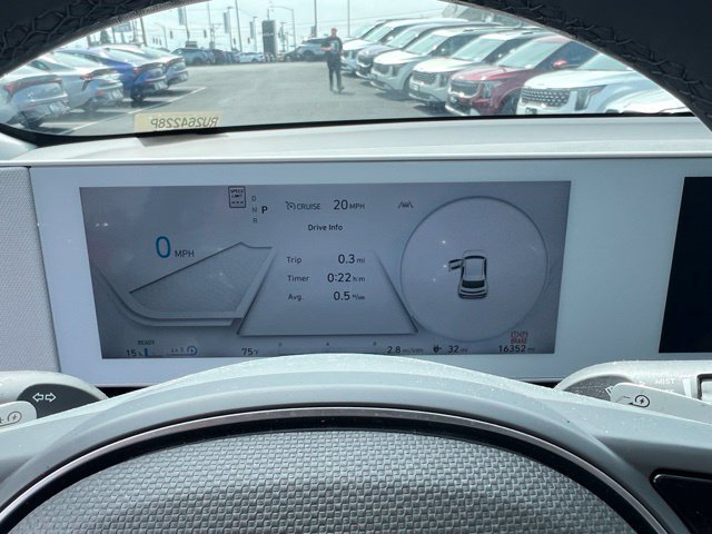Used 2024 Hyundai Ioniq 5 SE AWD/4WD image 14