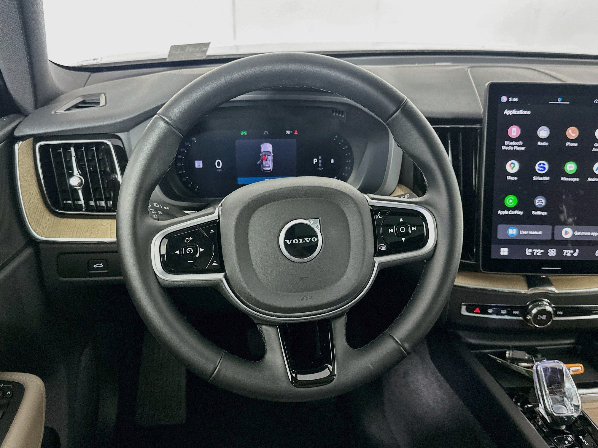 Used 2026 Volvo XC60 B5 Plus AWD/4WD image 18
