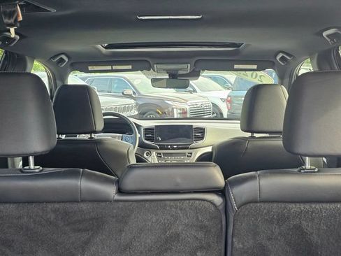 Used 2023 Honda Passport EX-L image 12