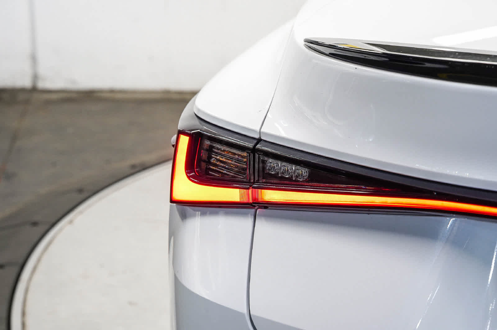 Used 2023 Lexus IS 350 F Sport RWD image 11