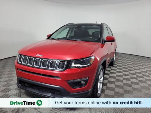 Used 2018 Jeep Compass Latitude w/ Safe & Security Group FWD image 1