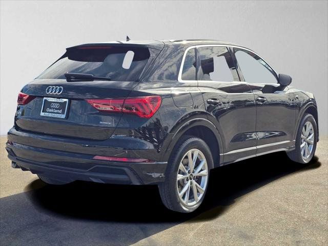 Used 2024 Audi Q3 2.0T Premium Plus AWD/4WD image 3